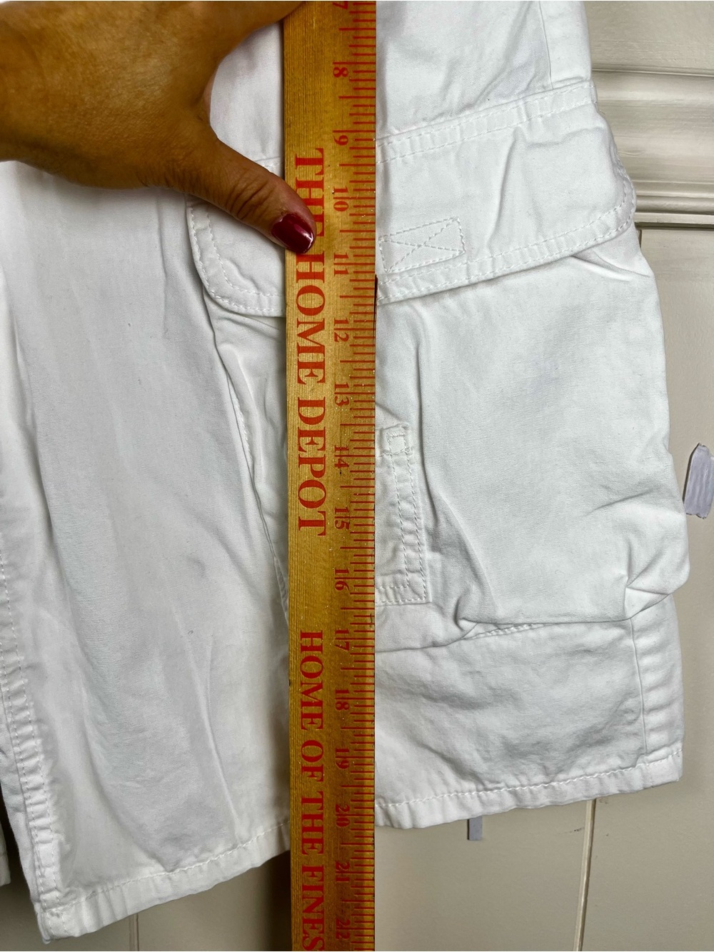 Divided H&M White Men’s Cargo Shorts - Lightweight Utility size 32 - Picture 4 of 9